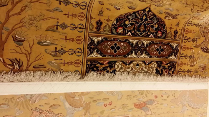府中市のペルシャ絨毯の買取は「麻布」へ。