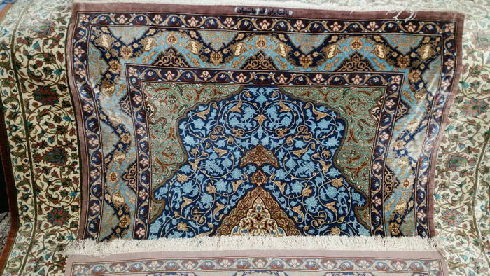 木更津市のペルシャ絨毯買取なら「麻布」へ。