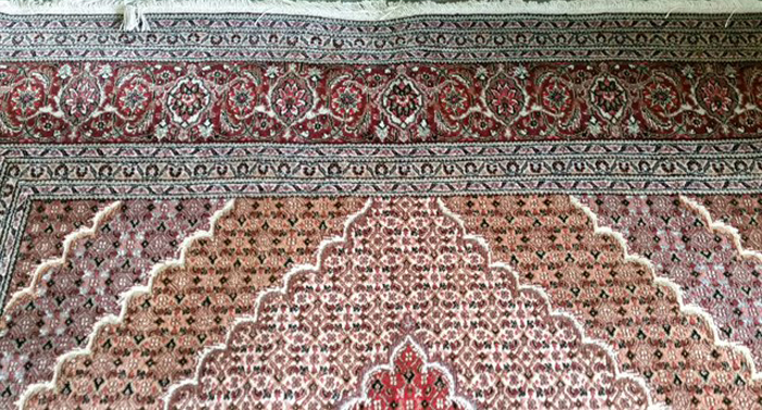 釧路市のペルシャ絨毯買取「麻布」