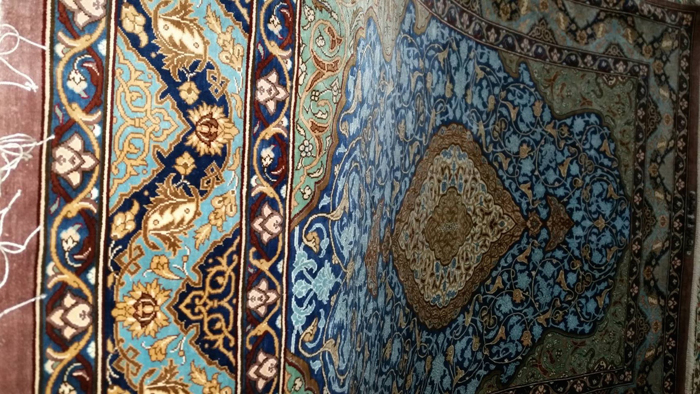 小鹿野町のペルシャ絨毯買取りなら「麻布」へお任せください。