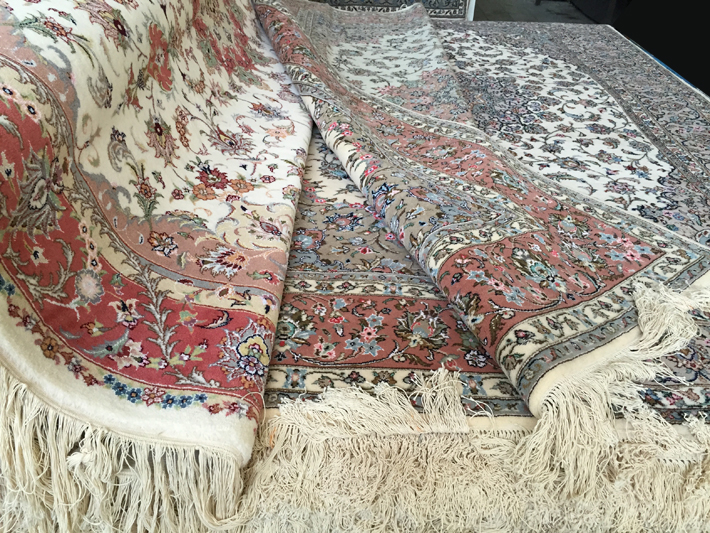 カシャーン産シルク・ウール絨毯　ペルシャ絨毯「麻布」