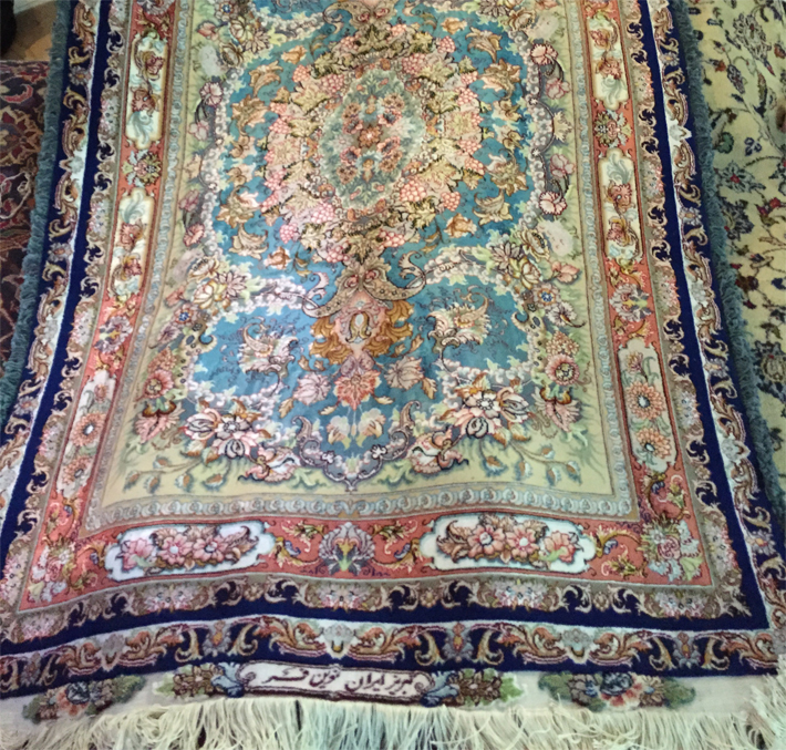 江東区にて、ペルシャ絨毯買取をいたします。