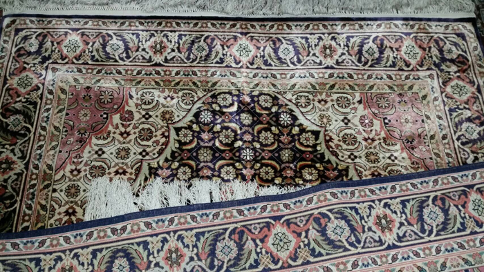 高崎市のペルシャ絨毯買取「麻布」
